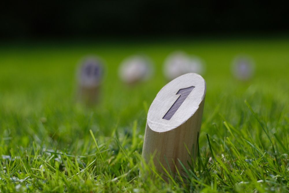 Le mölkky, le sport à la mode en Bretagne