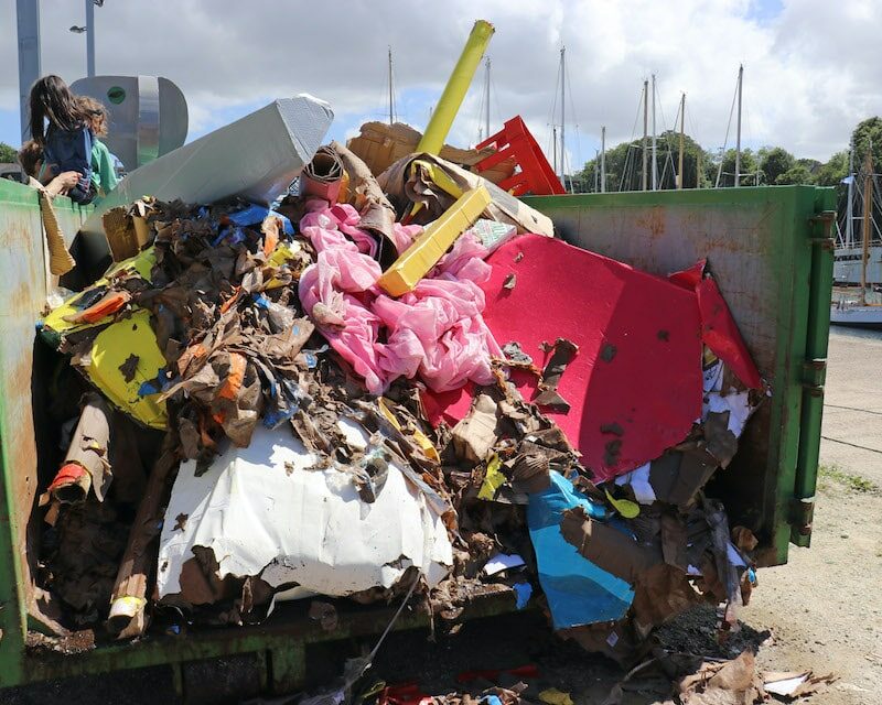 Benne à carton pour les bateaux