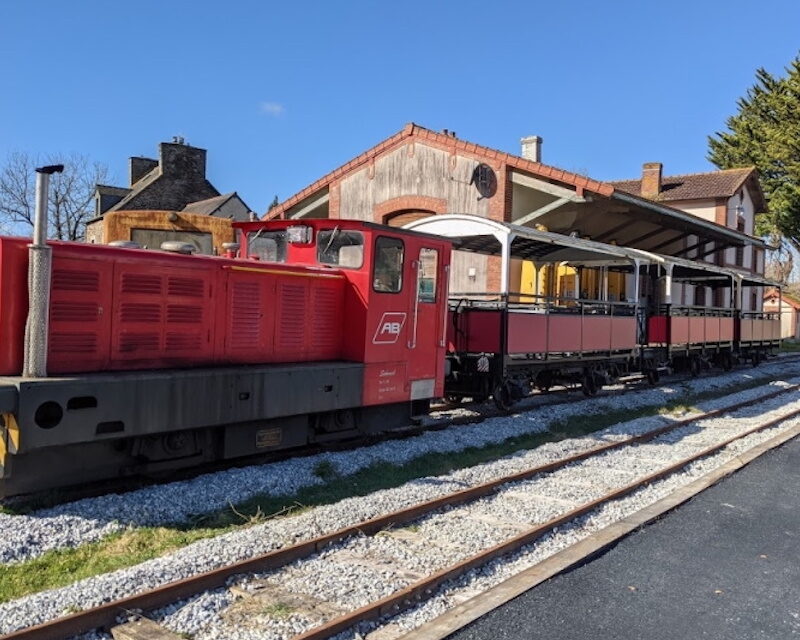 Locomotive sur le chemin de fer de Bon-Repos