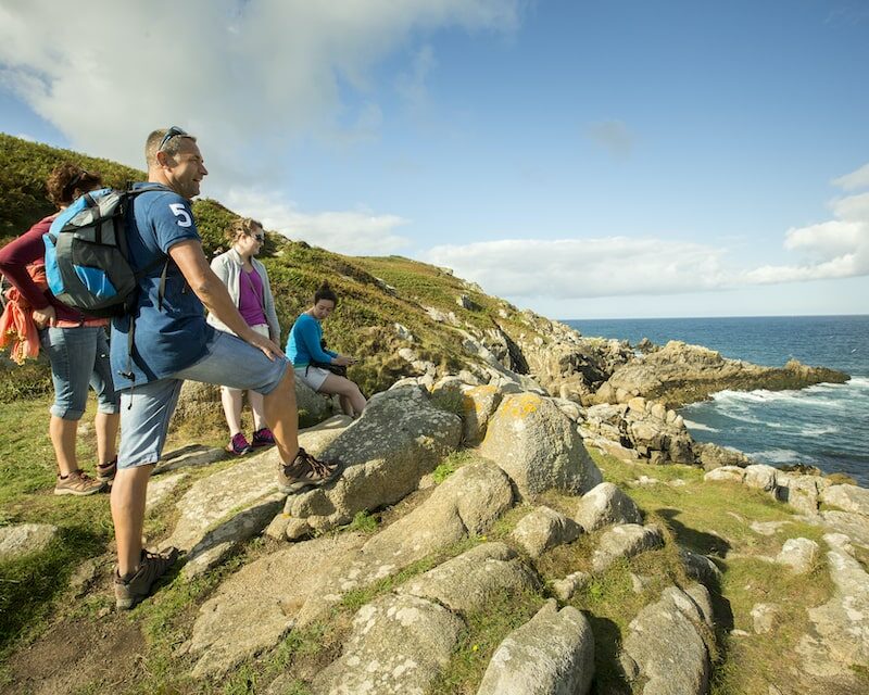 Randonneurs sur la Pointe de la Jument