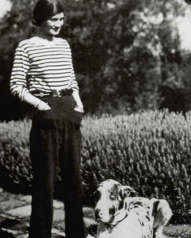 Coco Chanel et la marinière en 1928