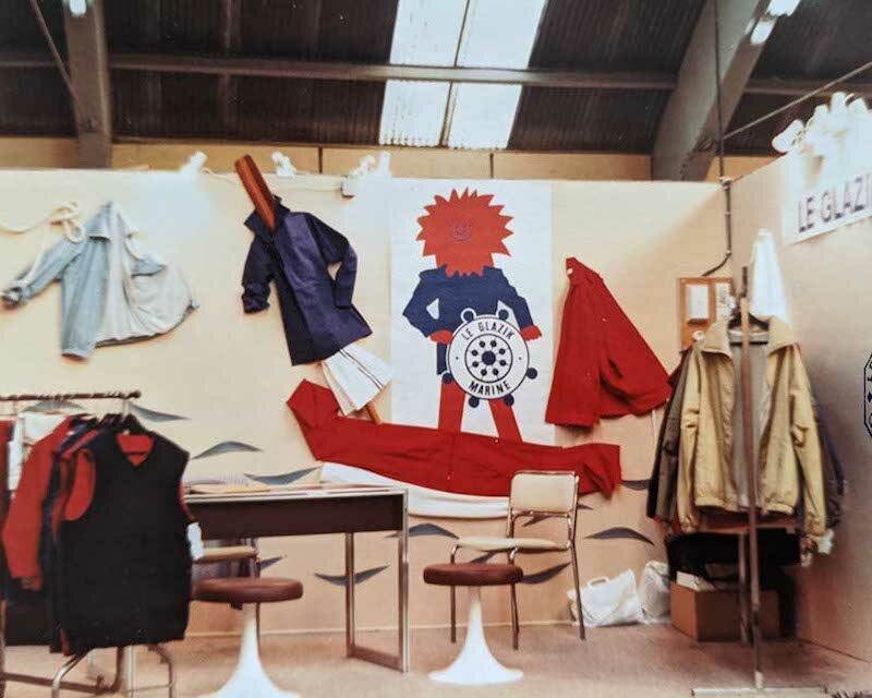 Le Glazik à un salon en 1960