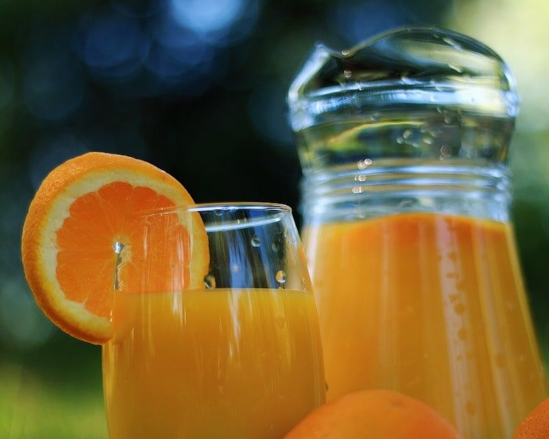 Du jus d'orange frais