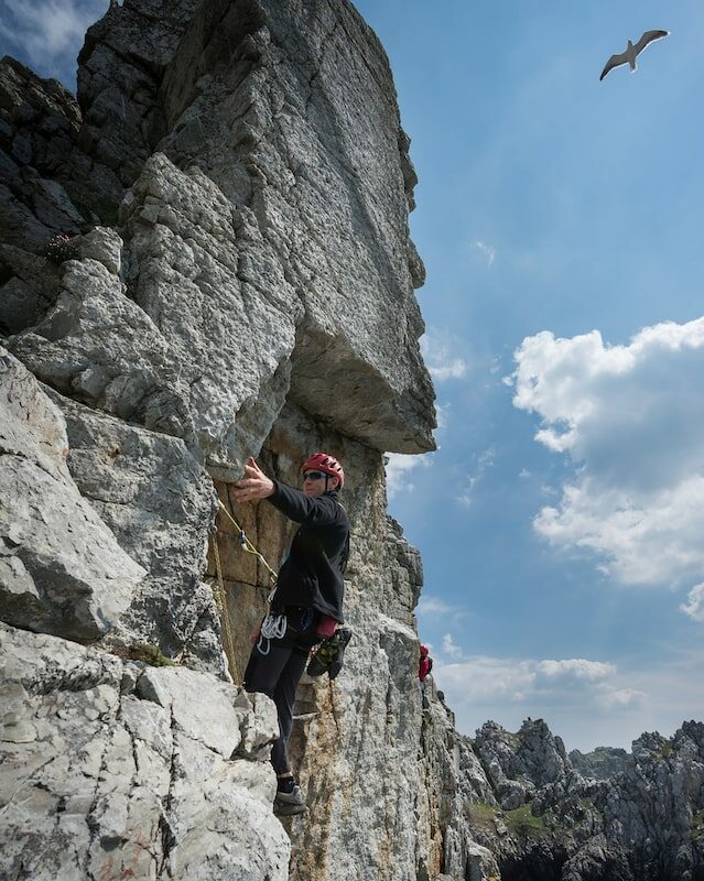 Escalade sur les falaises de la Pointe de Pen-Hir