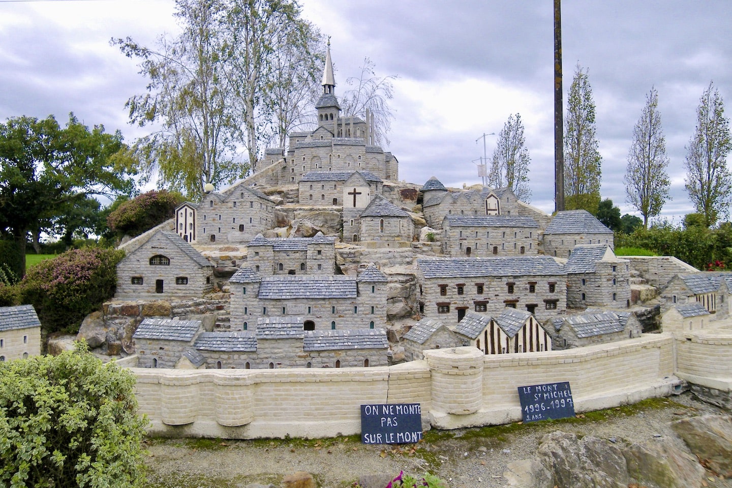Miniatures de Domagné : visiter 13 monuments français en quelques heures