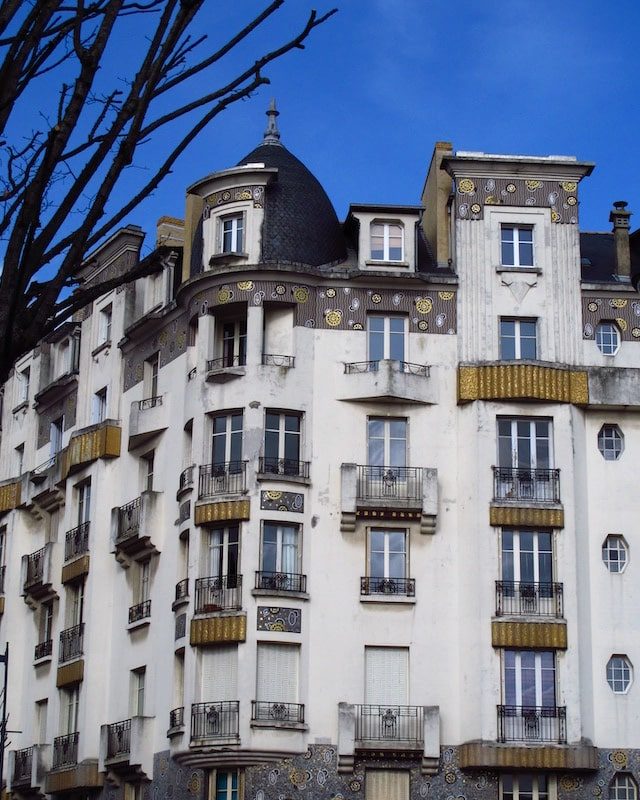 L'immeuble Poirier décoré des mosaïques Odorico à Rennes