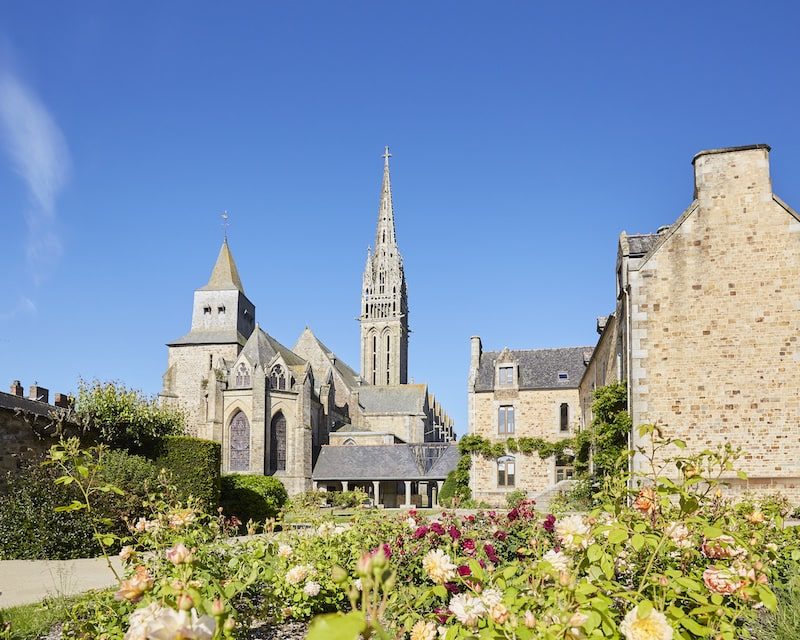 Vue sur l'église de La Guerche-de-Bretagne